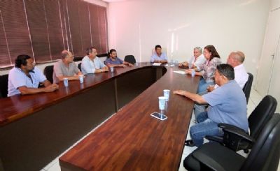 Prefeito e vereadores apoiam perman�ncia do INCRA em Col�der