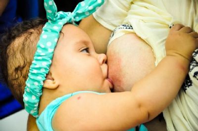 Unidade de Sa�de da Fam�lia orienta m�es sobre a import�ncia da amamenta��o