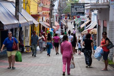 Com�rcio na rua e em shoppings de VG e Cuiab� funcionar� no feriado de sexta