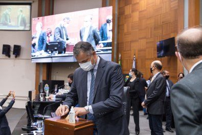 Deputado denuncia Energisa por cobran�a ilegal de ICMS de clientes em MT