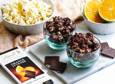 Como fazer pipoca doce com chocolate e um toque de laranja