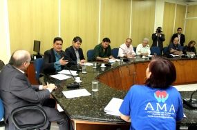 Emanuel inicia debate para a constru��o de um Centro de Atendimento ao Autista