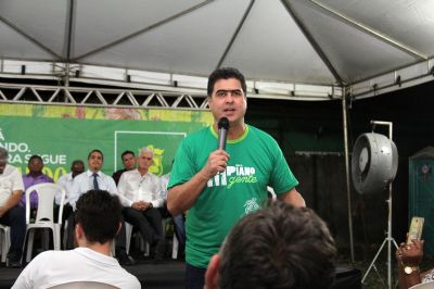 Emanuel entrega pavimento do S�o Roque e destaca qualidade no servi�o prestado