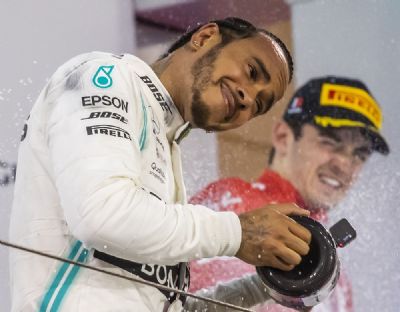 Massa diz que Hamilton destruiria Leclerc mentalmente se fosse para a Ferrari