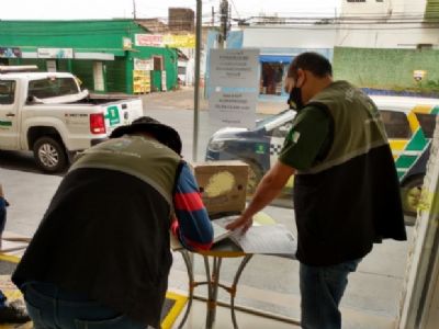 Prefeitura fecha festa e flagra loja atendendo com portas fechadas para enganar fiscaliza��o