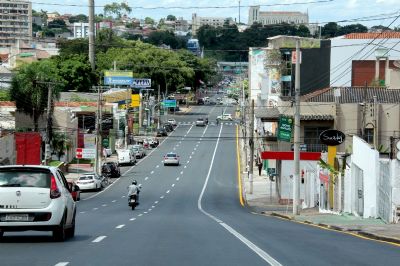 Investimento em infraestrutura amplia trabalho de recupera��o das vias cuiabanas