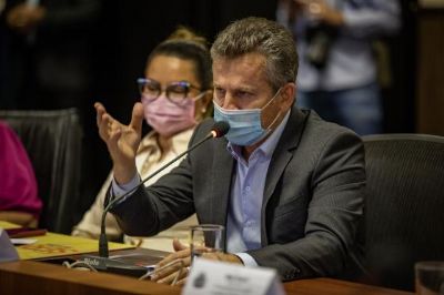 Mauro anuncia novas medidas contra covid e lamenta desobedi�ncia da popula��o