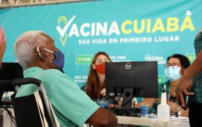 Cuiab� vacina idosos acima de 80 anos na quinta; agendamento est� liberado