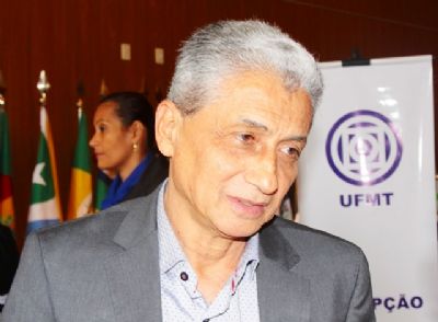 UFMT entrega Planos Municipais de Saneamento B�sico para 109 munic�pios