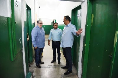 Secret�rio visita unidades de sa�de e j� estuda melhorias