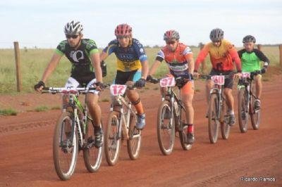 Equipe de Canarana vence 1� Race King de Ciclismo em Porto Alegre do Norte