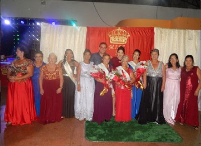 Clube dos idosos de Ita�ba promove baile com a escolha da rainha da terceira idade