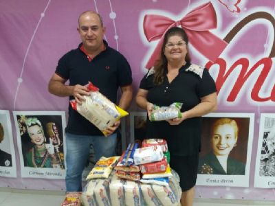 Sala da Mulher recebe alimentos arrecadados no Viveiro Municipal