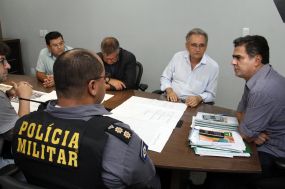 Prefeito confirma parceria para instala��o do Batalh�o Independente no Centro Hist�rico