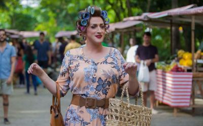 Recorde evidencia sucesso de gays estereotipados e sem mensagem pol�tica