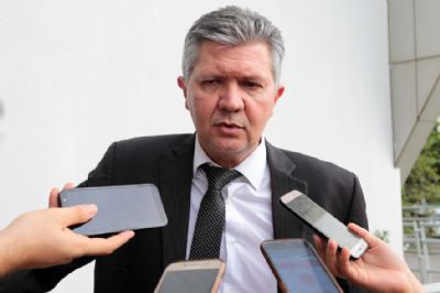 Promotor investiga secret�rio por fazer contrata��es tempor�rias ao inv�s de nomear concursados