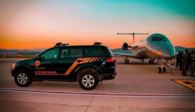 PF apreende R$ 400 milh�es entre aeronaves, im�veis e ve�culos de luxo de alvos de opera��o