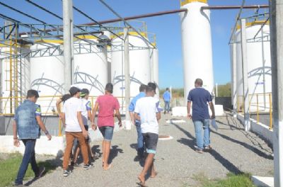 Estudantes visitam esta��o de tratamento de esgoto no dia do Meio Ambiente