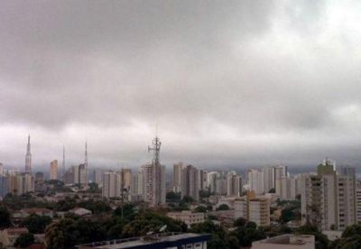 Frente fria se aproxima e deve derrubar temperatura para 16�C em Cuiab�