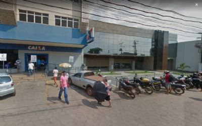 Dupla invade banco vizinho de delegacia em V�rzea Grande