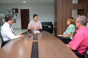 Prefeito e faculdades particulares dialogam sobre revitaliza��o do Centro Hist�rico pela educa��o