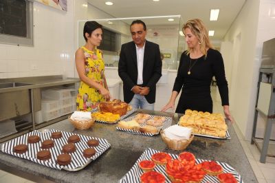 1� dama conhece Padaria Artesanal em SP e estuda implanta��o em Cuiab�