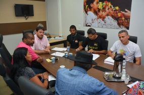 Secretaria de Educa��o e Sintep devem chegar a um acordo nesta sexta
