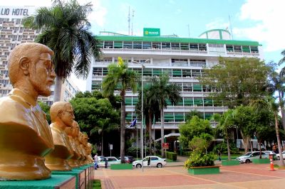 Prefeitura publica decreto aumentando limite de lota��o em ambientes