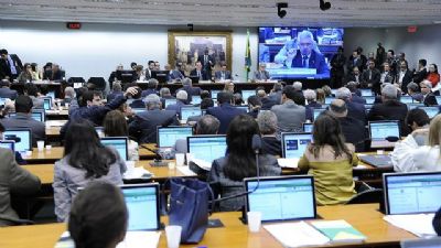 Den�ncia contra Temer entra em fase de debate na CCJ da C�mara