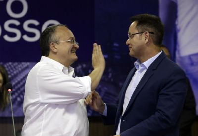 Botelho e Avalone avaliam Taques como �melhor senador que MT j� teve�