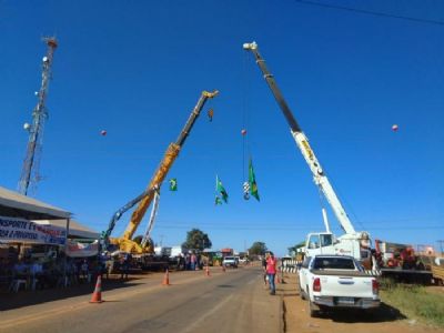 Caminhoneiros sorteiam postos que receber�o combust�vel em MT