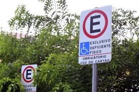 Cart�o de Estacionamento para idoso e PcD passa a ser entregue de imediato