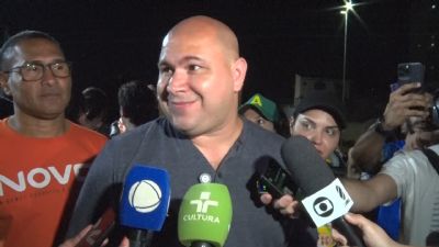 Ab�lio promete foco no 2� turno e celebra protagonismo feminino na C�mara