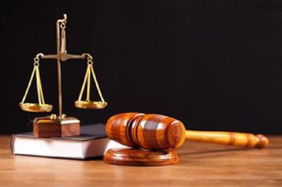 Bacharel em Direito que atuou como advogado � condenado ao pedir v�nculo de emprego com escrit�rio
