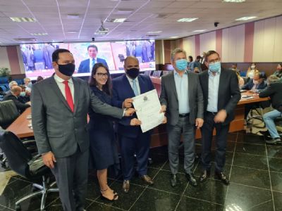 MT estreita la�os com a China e parceria pode ajudar na aquisi��o de vacinas