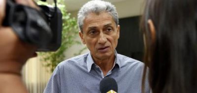 AMM � contra PEC que acaba com munic�pios e articula derrubada do texto