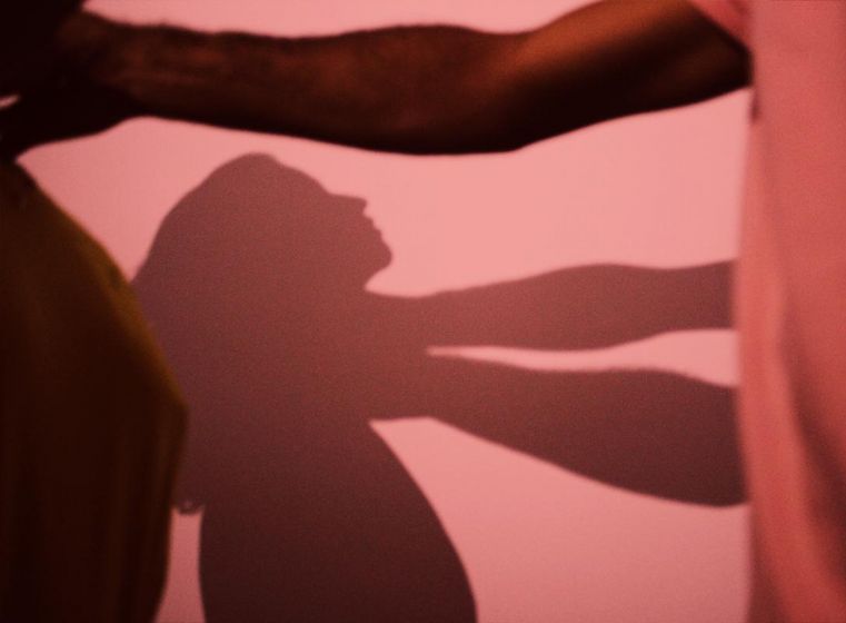 Homem alega mal s�bito, mas � detido por assassinar esposa