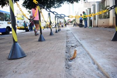 Judici�rio e prefeitura realizam mutir�o de regulariza��o de cal�adas em Cuiab�