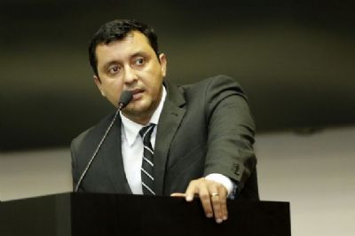 Allan Kardec deixa secretaria ap�s diverg�ncia com governo