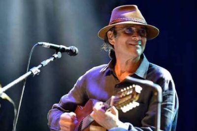Almir Sater faz show beneficente em Cuiab� para o  MTMAMMA