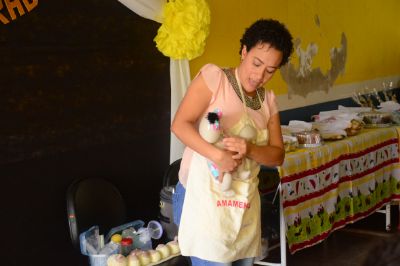 Sa�de de Cuiab� inova com palestra l�dica e desmistifica cren�as hist�ricas sobre amamenta��o