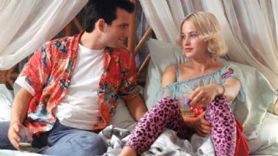 Encontros com Cinema exibe �Amor � Queima-Roupa� nesta ter�a-feira