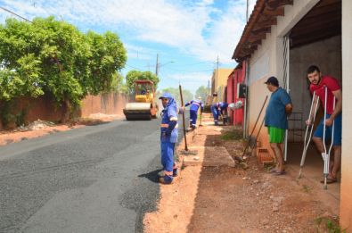 Governo de MT homologa resultado de licita��o para asfaltar bairros em Cuiab�