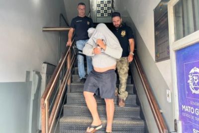 Ex-policial acusado de matar advogada � transferido para pres�dio comum