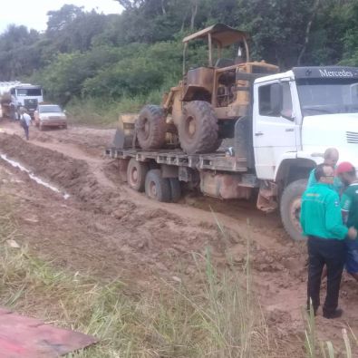 Motoristas reclamam de atoleiros em MT