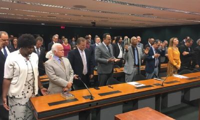 Bancada evang�lica articula para derrubar decreto de armas de Bolsonaro