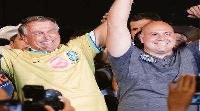 Em Cuiab�, Bolsonaro crava Abilio e V�nia na prefeitura da capital