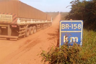 ​Ministros assinam ordem de servi�o para pavimenta��o da BR-158 no Araguaia