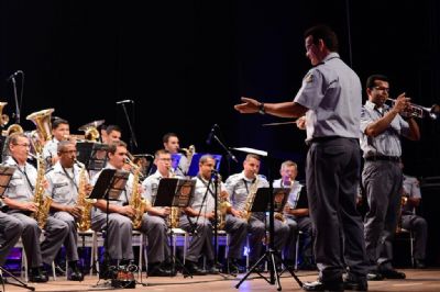 Apresenta��o especial comemora 125 anos de hist�ria da banda da PM no Estado