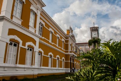 ​Biblioteca recebe evento cultural com roda de leitura sobre leis abolicionistas